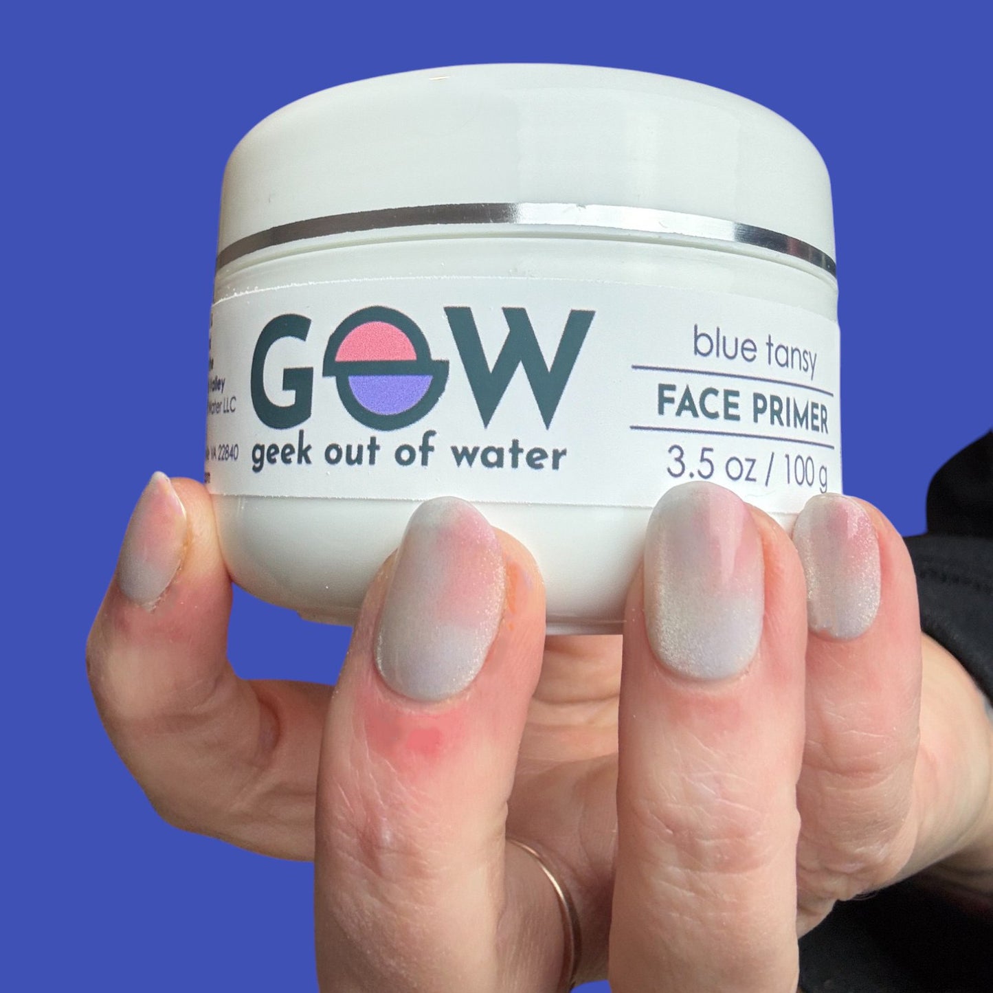 hydrating primer for dry skin with blue tansy, anti-aging and pro-longevity